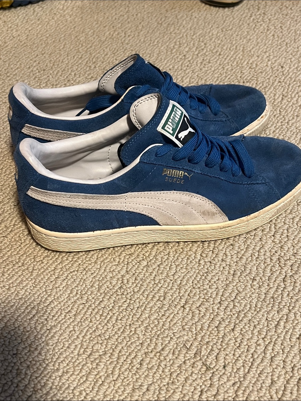 Men’s adidas Blue Suede Athletic Sneakers with White Formstripe, Sz 9